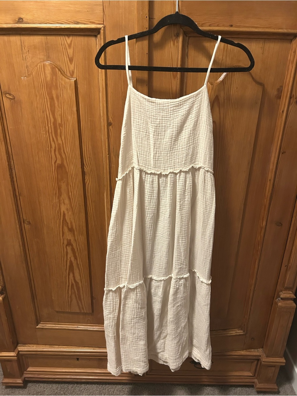 Neuflora cream gauze Tiered Spaghetti Strap Maxi Dress